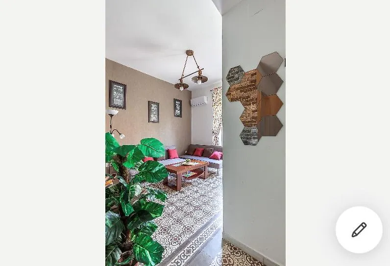 Violeta Apartment With Cozy Balcony Sevilla Seville