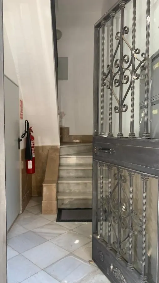 Violeta Apartment With Cozy Balcony Sevilla Spain
