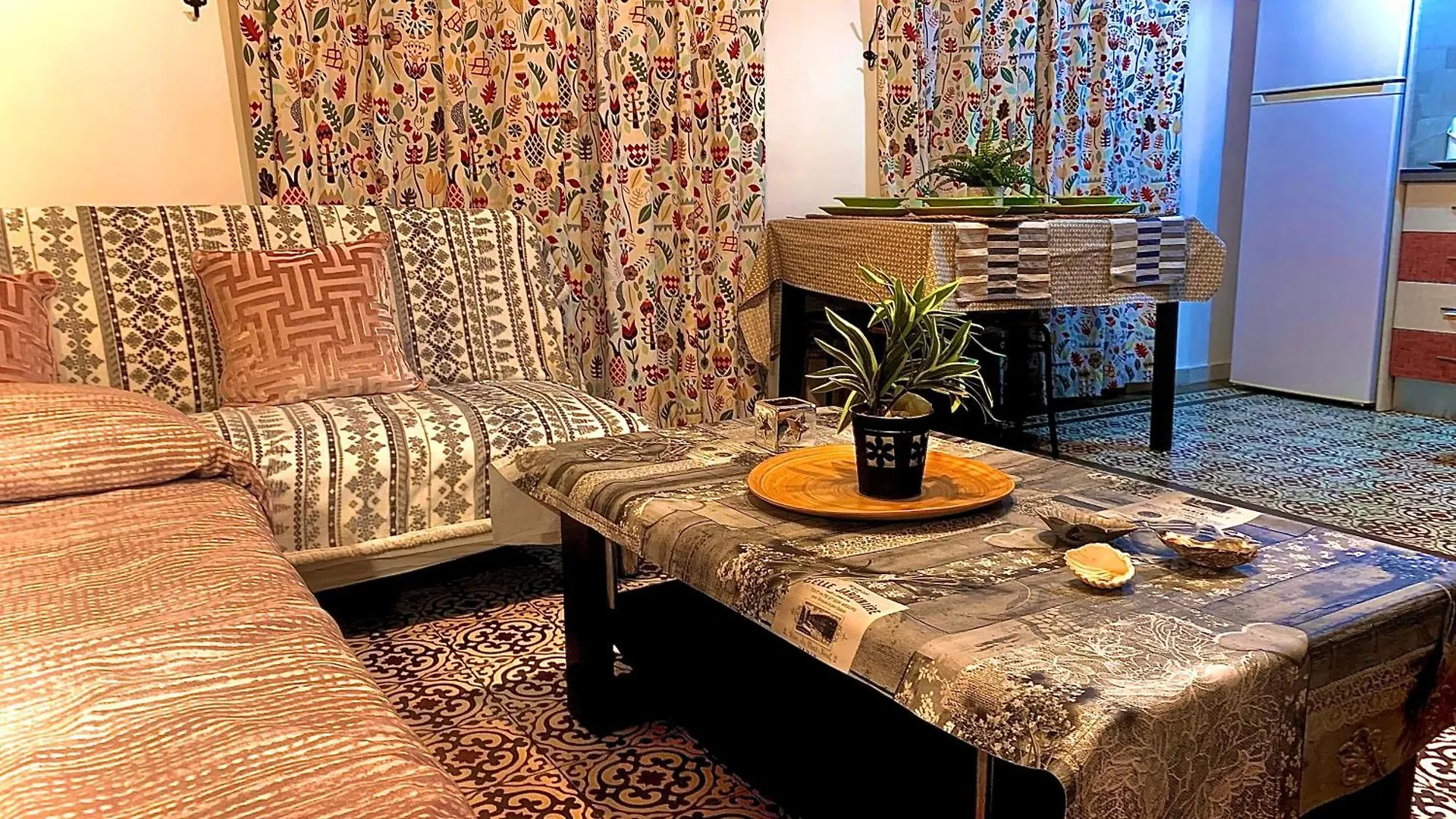 Violeta Apartment With Cozy Balcony Sevilla location